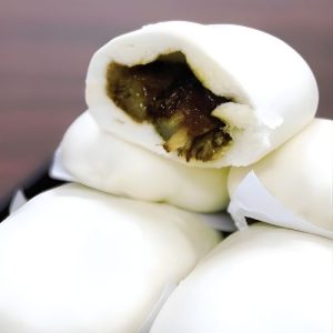 Braised Pork Pau 扣肉包